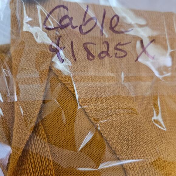 NWOT Cable & Gauge Gold Boatneck Dolman Sweater Button Detail Sz Small - Picture 11 of 11